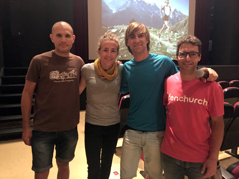 Núria Picas, ahir a La Gorga, amb la gent del Club Alpí Palamós. (Foto: Ramon Ribas).
