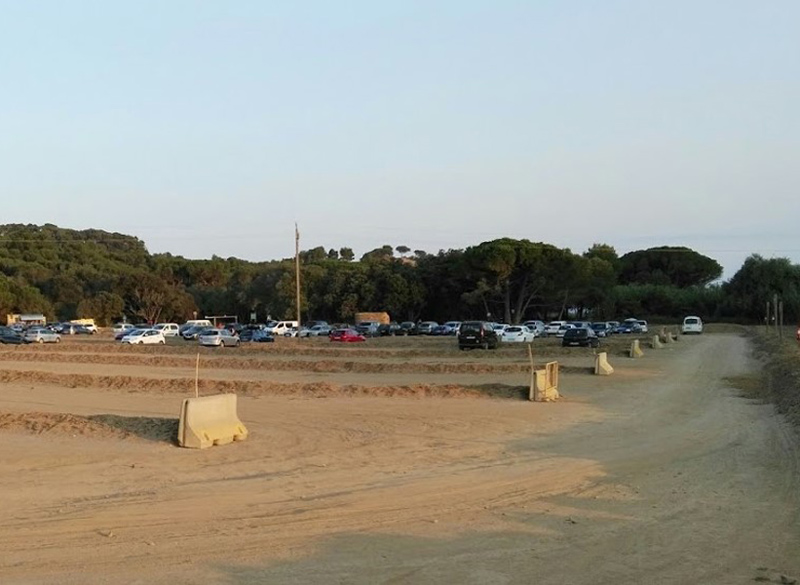 Aparcament de la plana de Castell.
