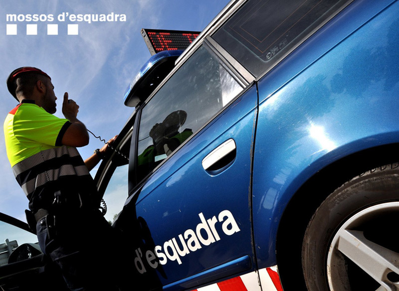 Un agent de trànsit dels Mossos d'Esquadra.