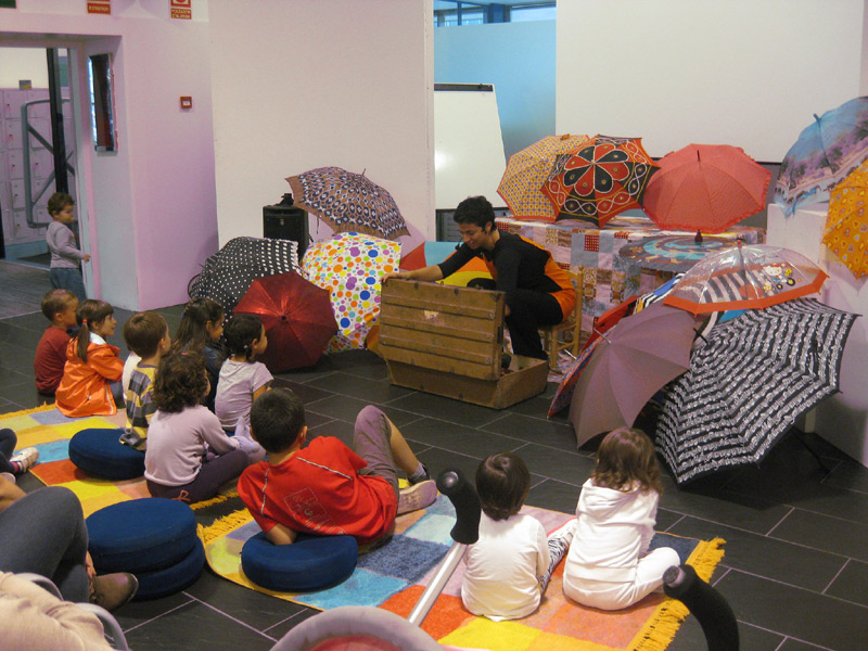 L'Hora del Conte serà protagonista avui a la biblioteca municipal de Palamós. (Foto: Biblioteca Lluís Barceló i Bou).