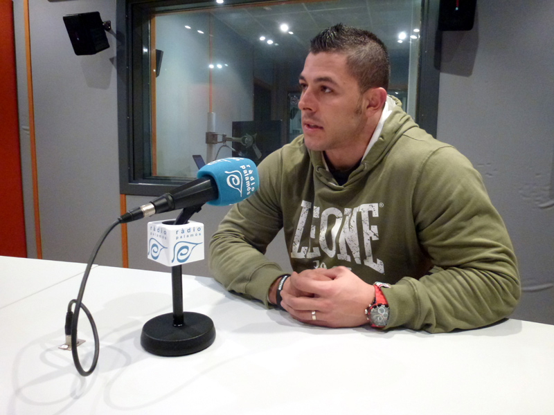 Carles Codolar, a l'espai de Ràdio Palamós 'Taula Esportiva'.