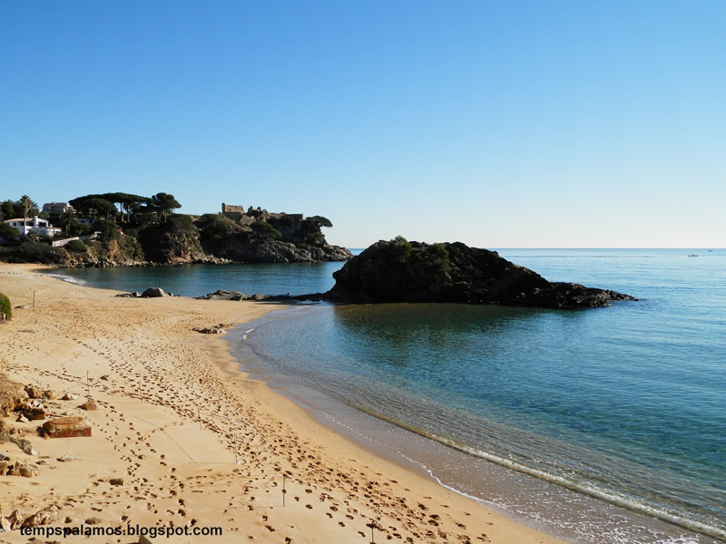 Cel serè però amb baixes temperatures la setmana passada a Palamós. (Foto: tempspalamos.blogspot.com).