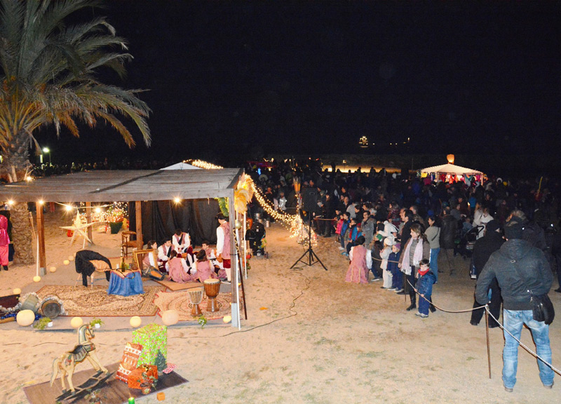 El campament reial a la platja de Sant Antoni, l'any passat. (Foto: Ajuntament de Calonge.)