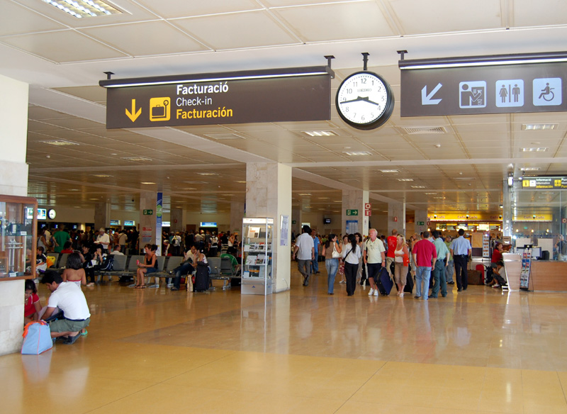 L’aeroport de Girona acumula vuit anys consecutius de davallades.