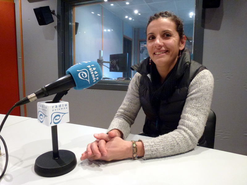 Janet Puiggròs, protagonista del programa 'Taula Esportiva' de Ràdio Palamós.