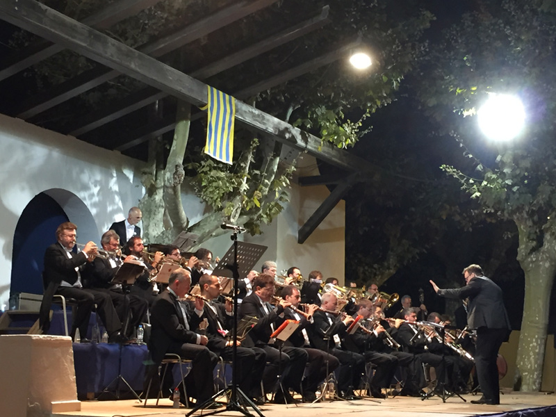 Concert de cobla al parc de l'Arbreda. Foto Dolors Puig