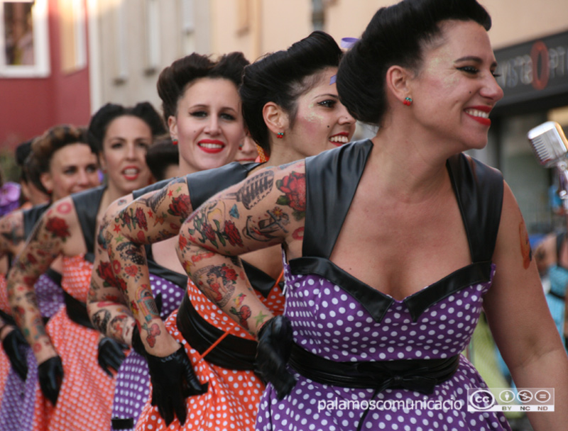 A dos quarts de quatre de la tarda començarà la gran rua de carnaval.
