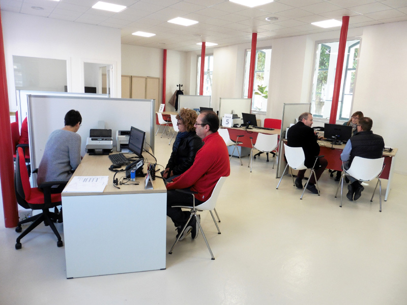 Oficina d'Atenció al Ciutadà de l'Ajuntament de Calonge. (Foto: Ajuntament de Calonge).