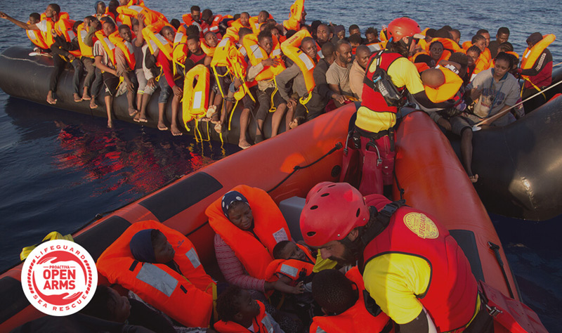 Proactiva Open Arms treballa en el rescat de refugiats que intenten arribar a Europa per mar.