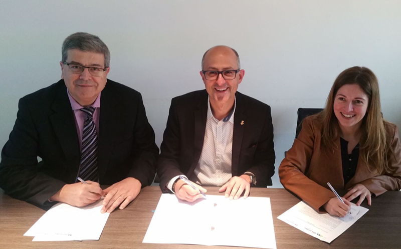 Signatura del conveni entre el Consorci de les Vies Verdes i SARFA.