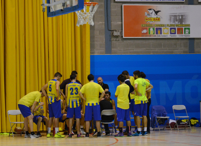 El Multiserveis rebrà diumenge a casa un rival complicadíssim, el Círcol de Badalona, líder del grup. (Foto: Xavier Saguer).