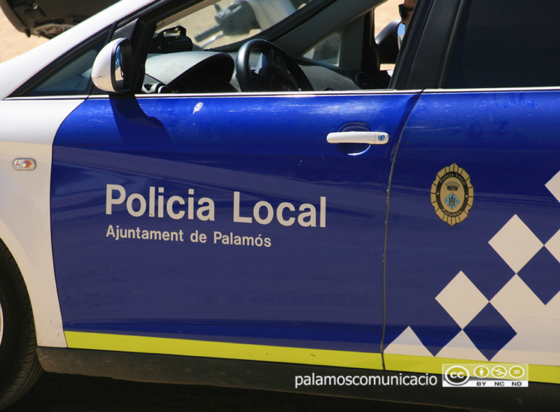 La baralla va provocar la intervenció de la Policia Local de Palamós.