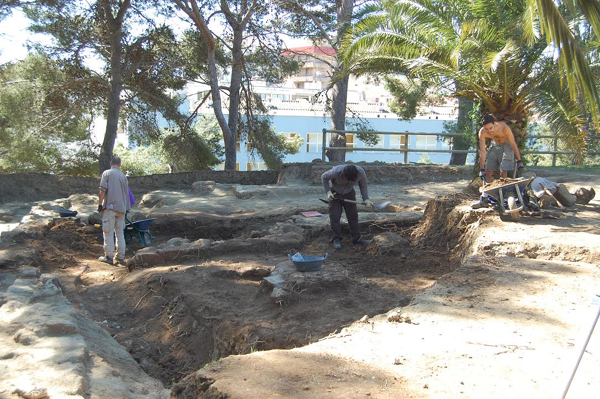 Excavació al jaciment romà del Collet de Sant Antoni. (Foto: Ajuntament de Calonge).