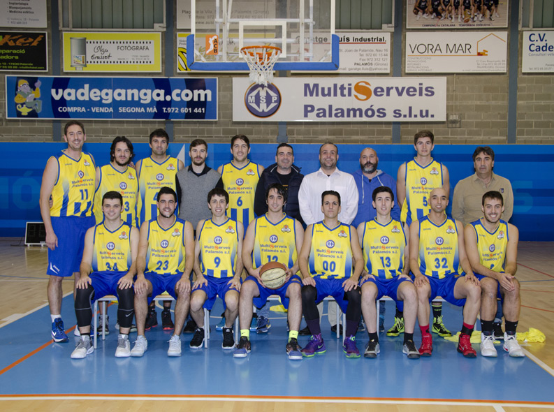 El sènior A del Multiserveis-CE Palamós es jugarà la permanència en el desempat. (Foto: Olga Grassot).