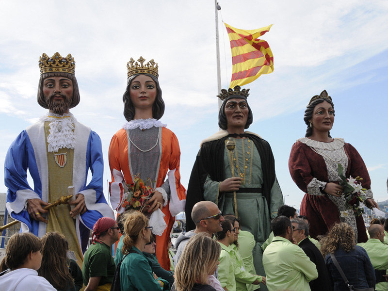 Els Gegants acompanyaran avui la lectura del pregó. (Foto: Josep Lois).