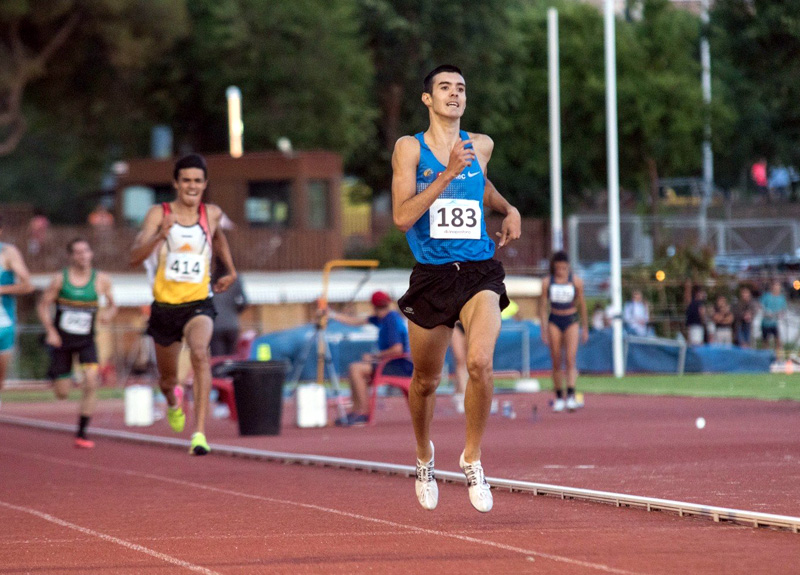Santi Catrofe va aconseguir la plata en els 1.500 metres. (Foto: AA Palamós).