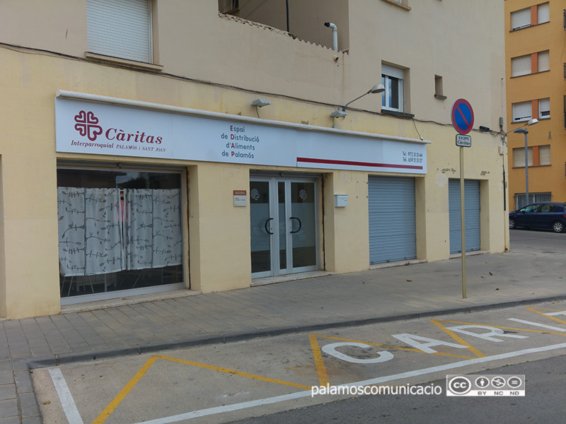 Espai de Distribució d'Aliments Albert Castejón de Palamós, al barri de Mas Guàrdies.