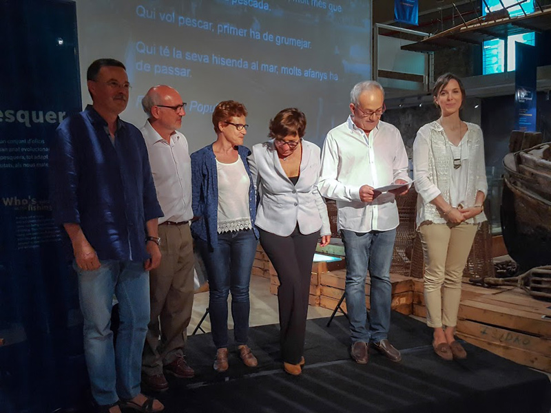 Integrants de Gespa que representen 'A vegades la mar...'. (Foto: Museu de la Pesca).
