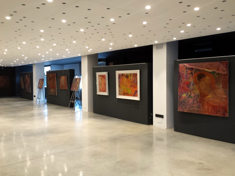 Exposició de Joan Raset a la sala polivalent de les Galeries Carme. (Foto: Ajuntament de Palamós).