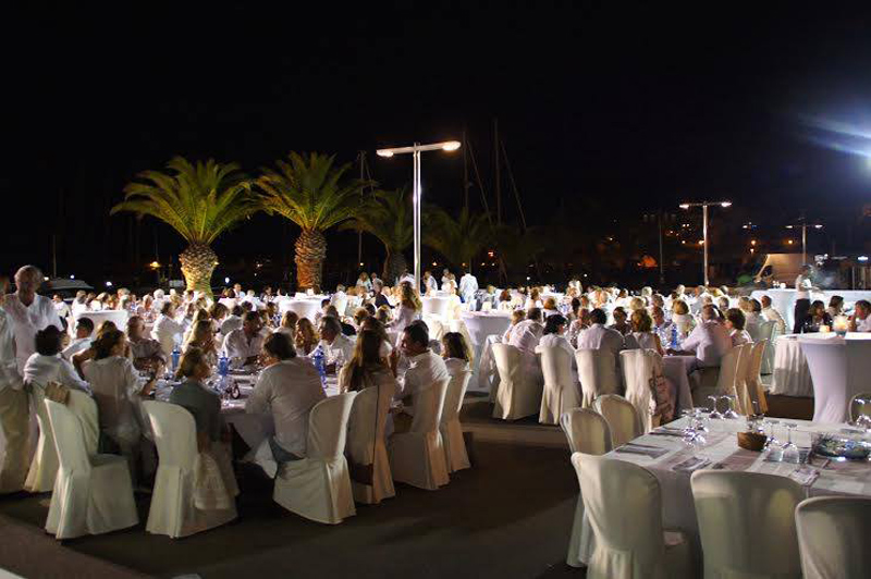 El sopar de l'any passat va ser tot un èxit. (Foto: Port Marina Palamós).