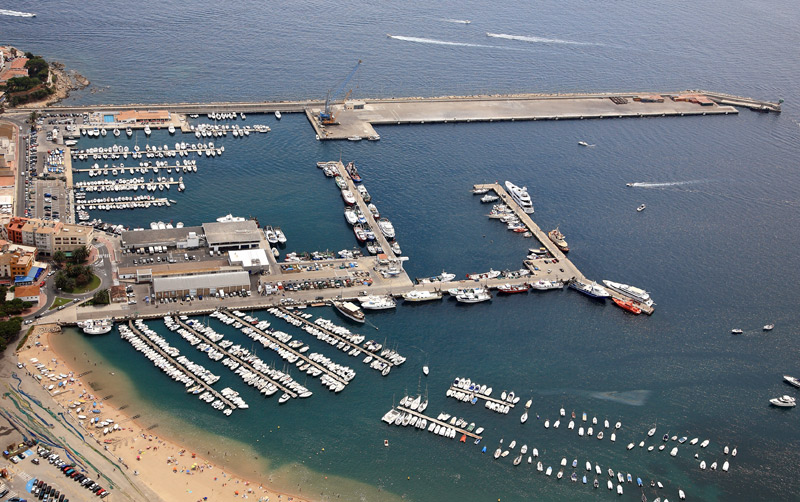 Imatge aèria del port de Palamós. (Foto: Ports de la Generalitat).