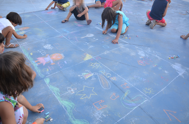 Concurs de pintura sobre asfalt a Sant Antoni. (Foto: Ajuntament de Calonge).