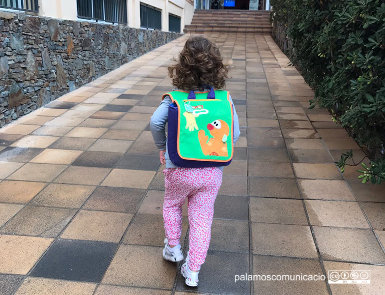 Avui els més menuts tornen a l'escola.