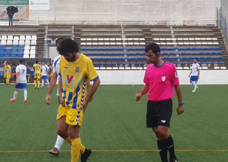 Narcís Barrera ha estat substituit a la primera meitat per lesió. (Foto. Sergi Cortés).