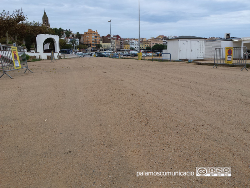 Aparcament de la platja Gran de Palamós. (Foto: Ajuntament de Palamós).