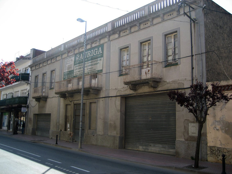 Edifici de l'antic Ajuntament de Sant Joan. (Foto: Gabriel Martín).