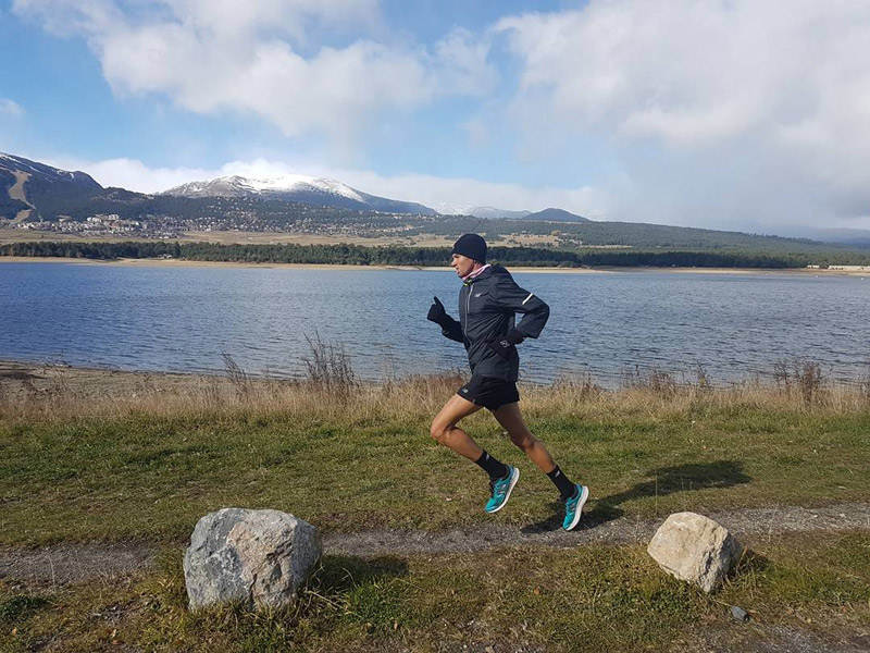 Adel Mechaal, entrenant-se per la temporada de cros. (Foto: @adelmechaal).