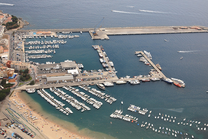 Vista aèria del port de Palamós.