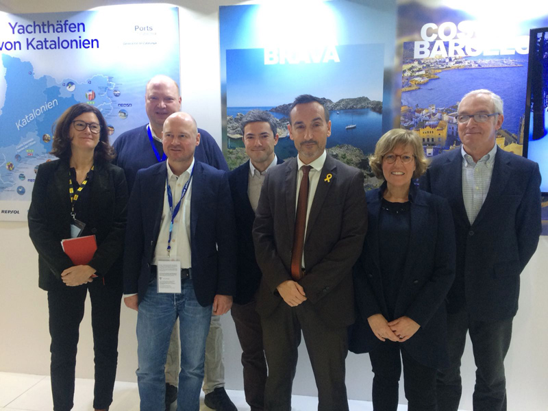 La delegació catalana a la fira nàutica de Düsseldorf. (Foto: Ports de la Generalitat).