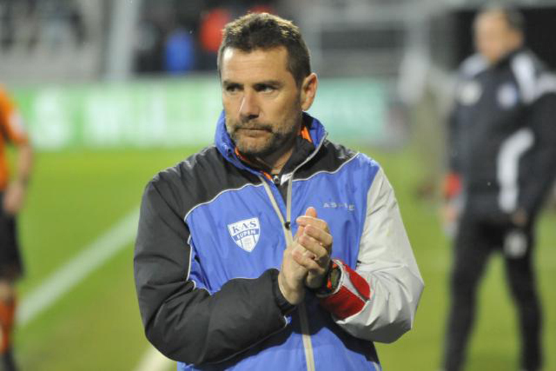 Jordi Condom, quan entrenava el KAS Eupen. (Foto: David Liz).