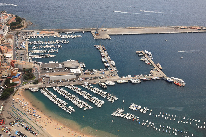 Vista aèria del port de Palamós.