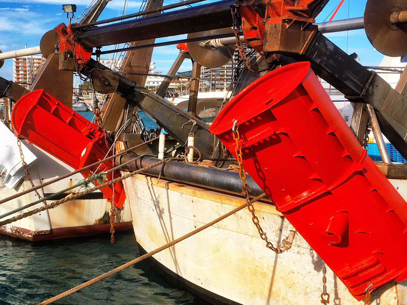 Portes d'arrossegament al port de Palamós, en una imatge d'arxiu.