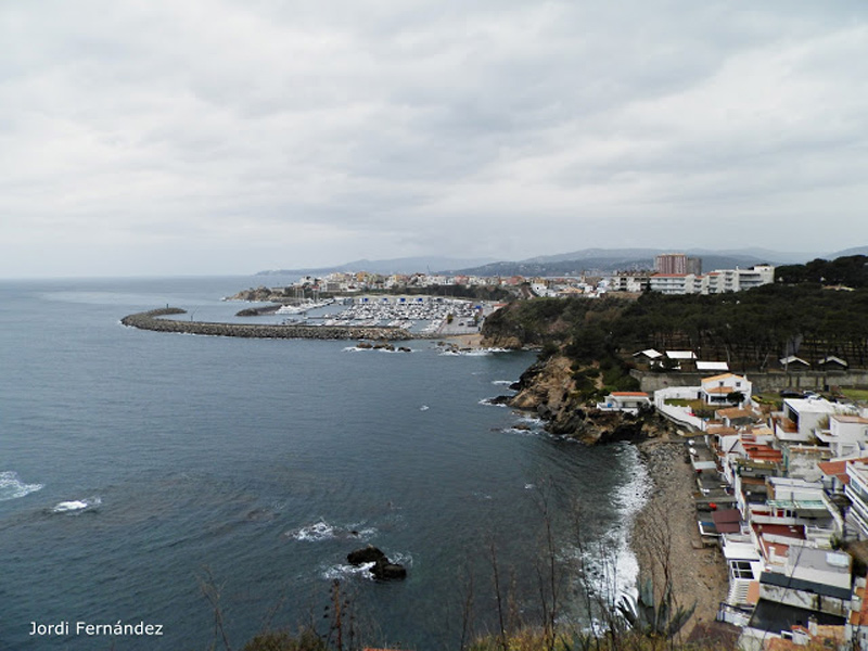 Cel ennuvolat, el passat dissabte des de Cap Gros. (Foto: Jordi Fernández. tempspalamos.blogspot.com).