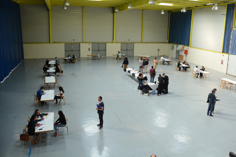 Espai d'entrevistes del Fòrum Speed Dating, aquest matí. (Foto: Aj. Calonge i Sant Antoni).