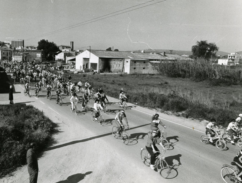 Imatge antiga de l'edició de la Festa del Pedal l'any 1986. (Foto: Ajuntament de Palamós).