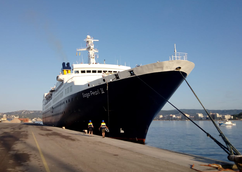 El Saga Pearl II tanca avui les escales del mes de juny a Palamós. (Foto: Ports de la Generalitat).