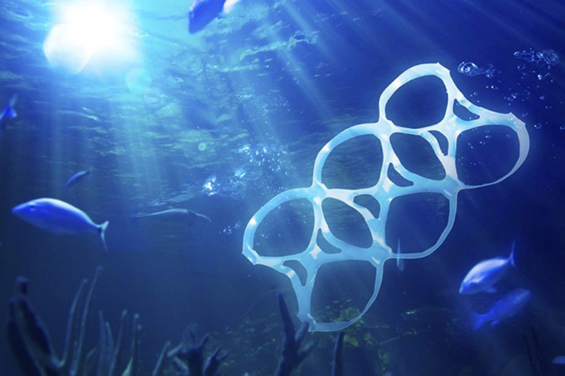 El documental mostra els efectes que provoca la contaminació del plàstic als nostres oceans.