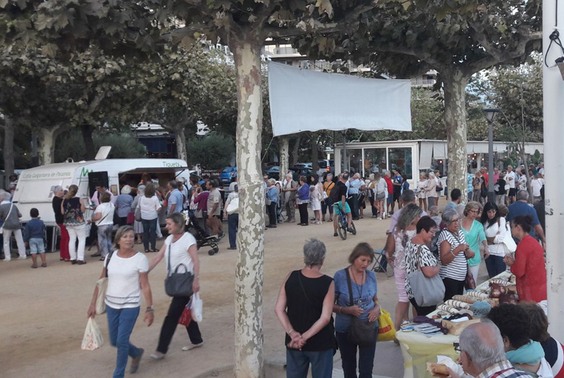 La botifarrada d'Oncolliga Palamós, l'any passat. (Foto: Fundació Oncolliga).