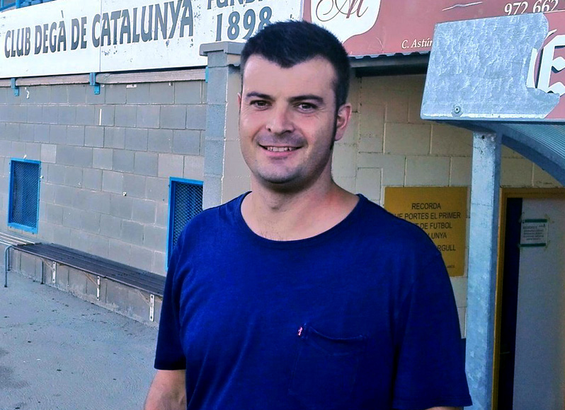 Albert Parés substitueix Berto Lladó.