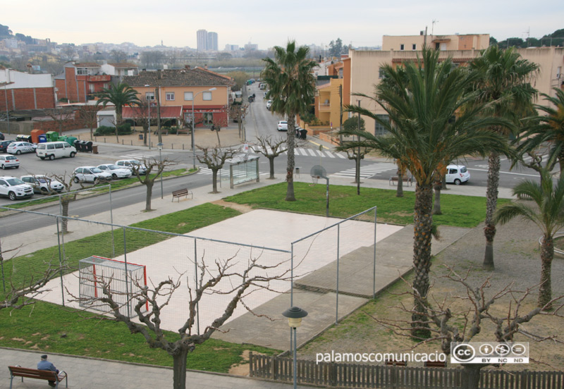 Aspecte actual de la plaça de Vila-romà, al barri de Pla d'Es Pla.