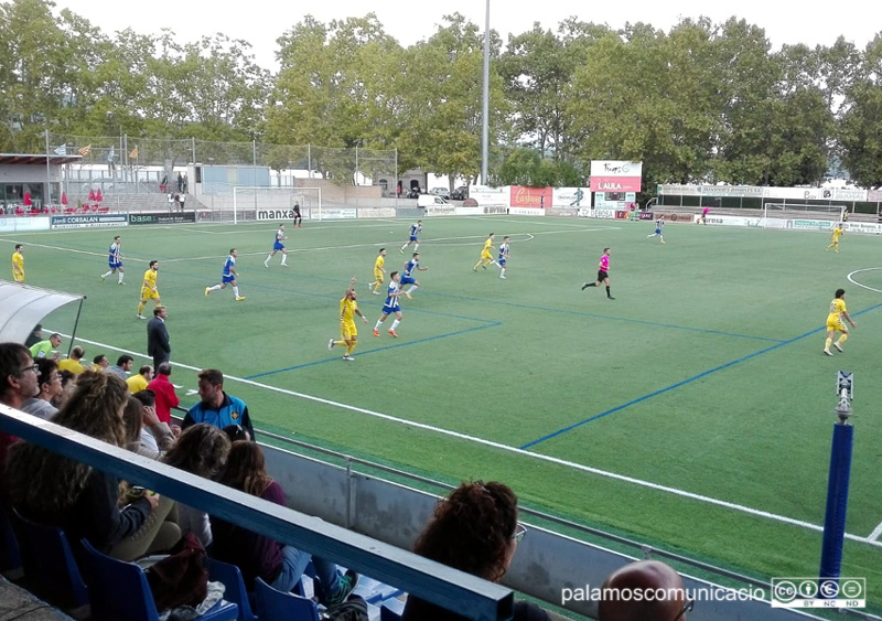 El Palamós ha trencat avui una ratxa de quatre partits sense perdre.