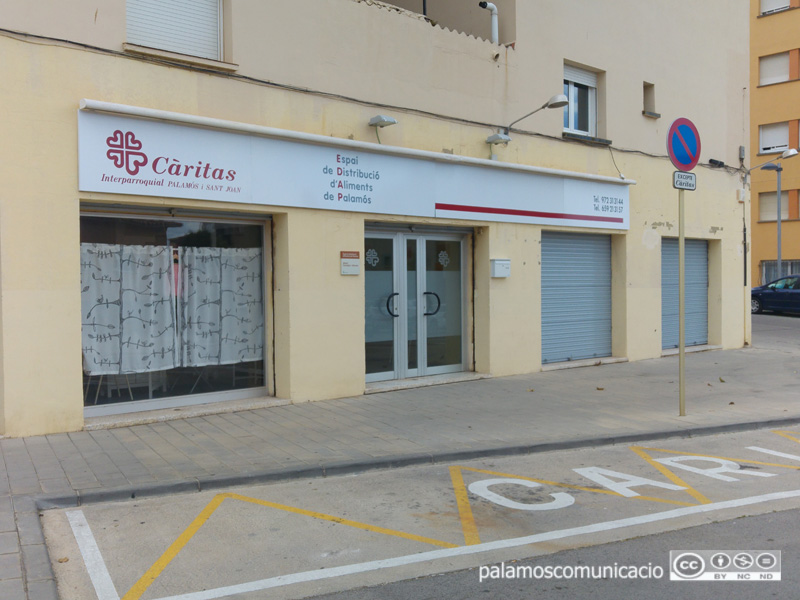 Espai de Distribució d'Aliments Albert Castejón de Palamós, al barri de Mas Guàrdies.