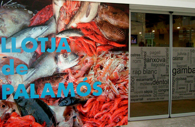 La llotja de Palamós promociona el seu peix fresc. (Foto: Confraria de Pescadors de Palamós).