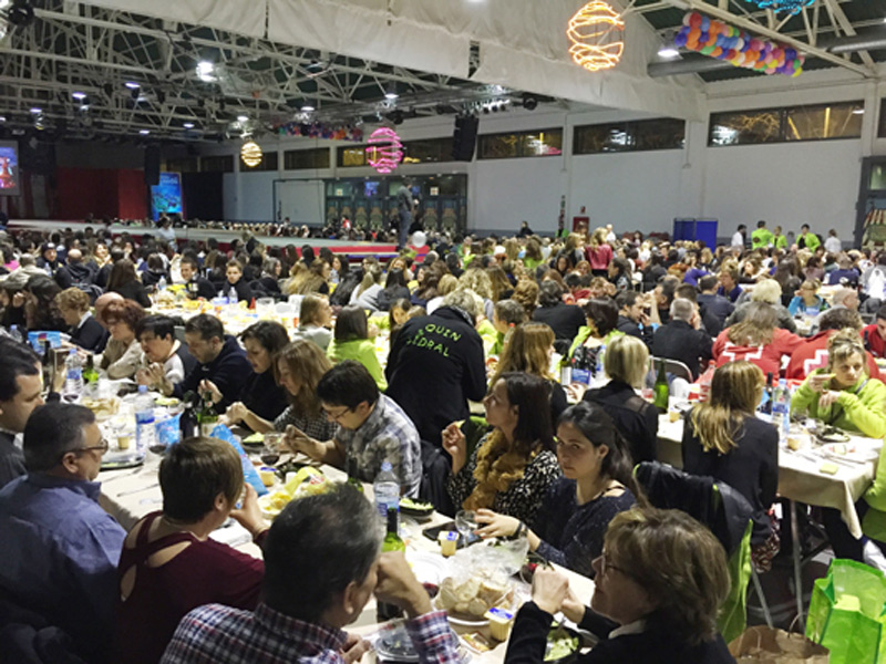 Imatge d'arxiu d'un sopar de la presentació del Carnaval, que acostuma a omplir a Nau dels 50 metres.