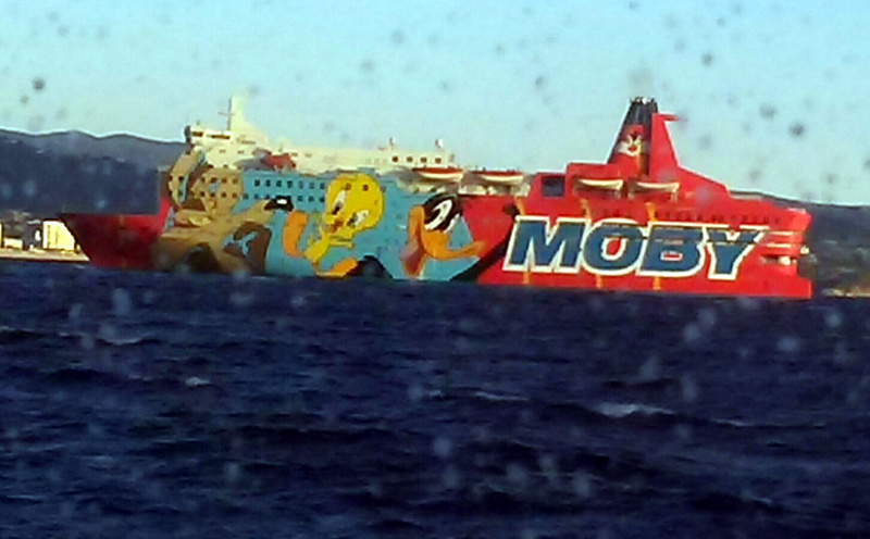 El Moby Dada davant la costa de Palamós el 20 de setembre de 2017. (Foto: Ramon Guzman).