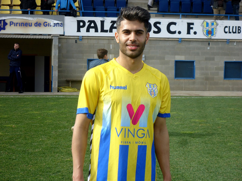 L'iranià Esmail va debutar la setmana passada amb el Palamós CF. (Foto: Sergi Cortés).